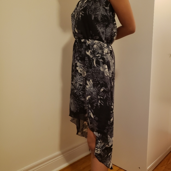 Floral dress - Picture 2 of 4